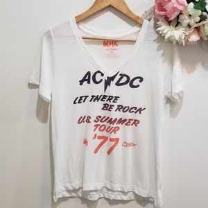 AC/DC Lucky Brand V-neck White T-shirt Sz M